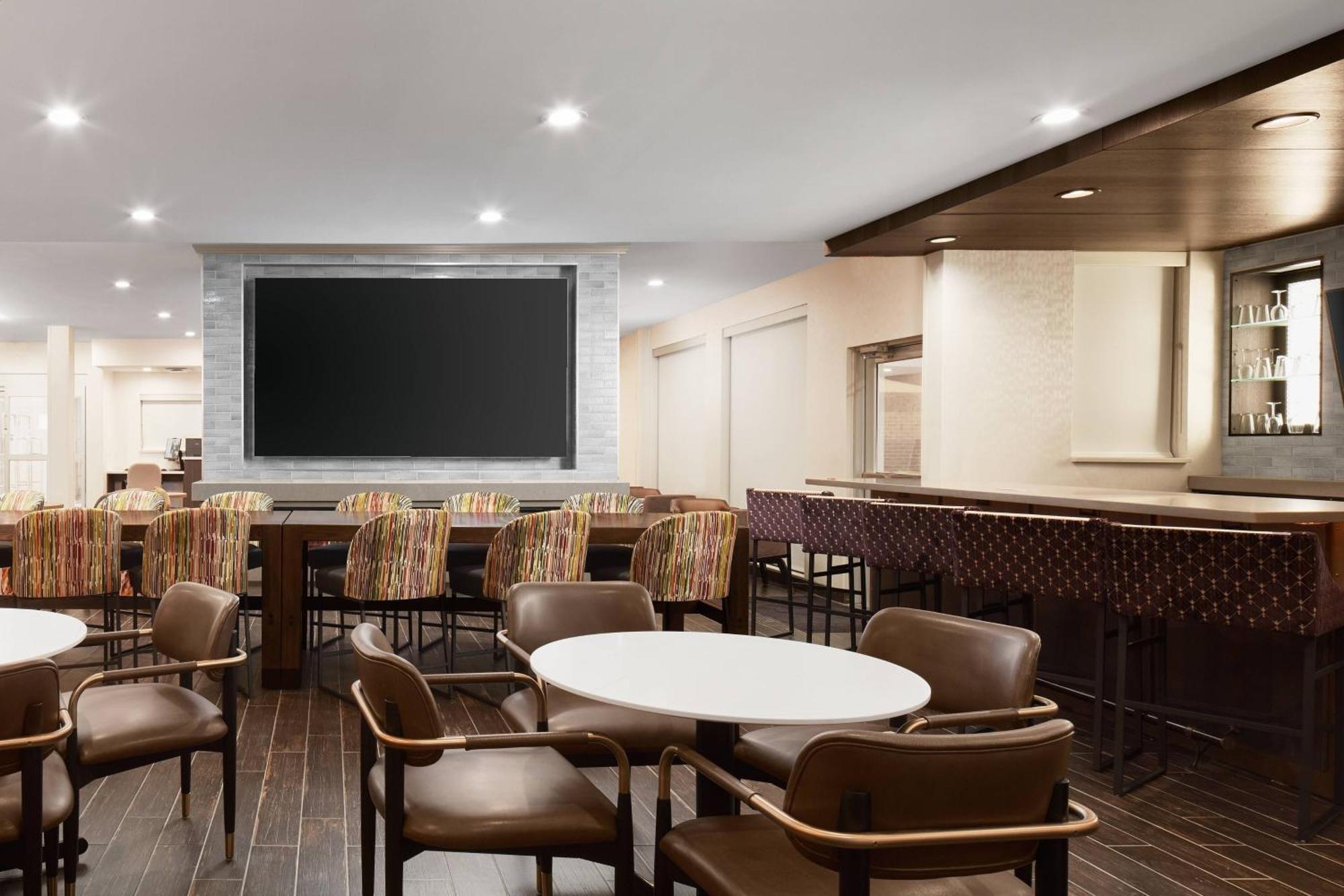 Residence Inn Richmond Midtown/Glenside Dumbarton Exterior photo